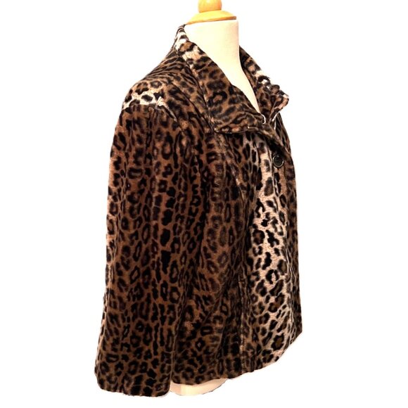 Chicos Women's Faux Fur Swing Coat Jacket Leopard Animal Print Size 3 (US 16) - Picture 5 of 11